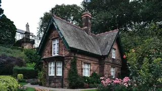 What to Do If You Don't Have a UK Guarantor for Your Student House